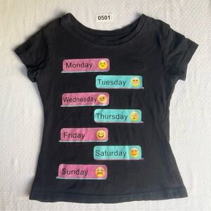 Twirl Little Girls Short Sleeve Tee, size XS (4/5), Black, Emoji Emotions a Week